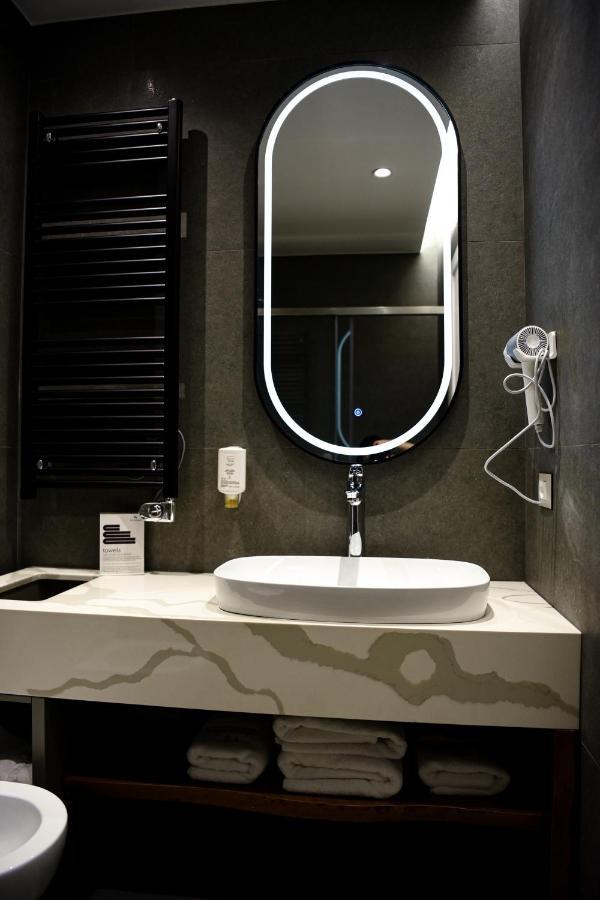 The Wilson Tirana Hotel Ngoại thất bức ảnh