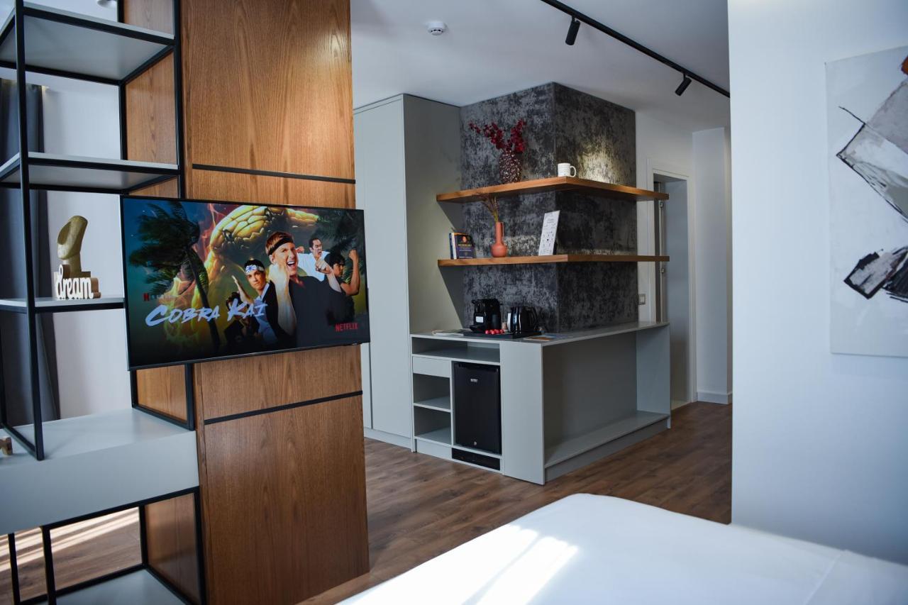 The Wilson Tirana Hotel Ngoại thất bức ảnh