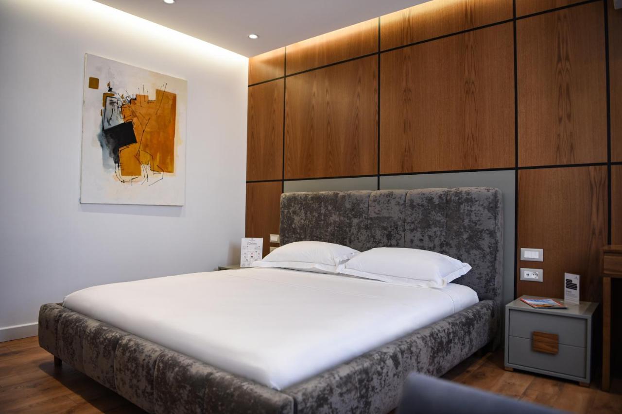 The Wilson Tirana Hotel Ngoại thất bức ảnh
