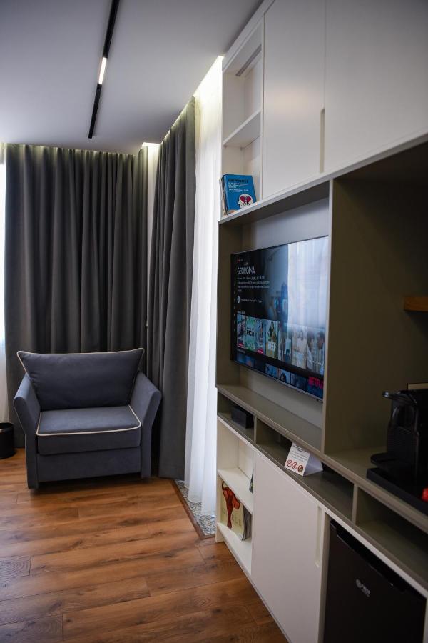 The Wilson Tirana Hotel Ngoại thất bức ảnh